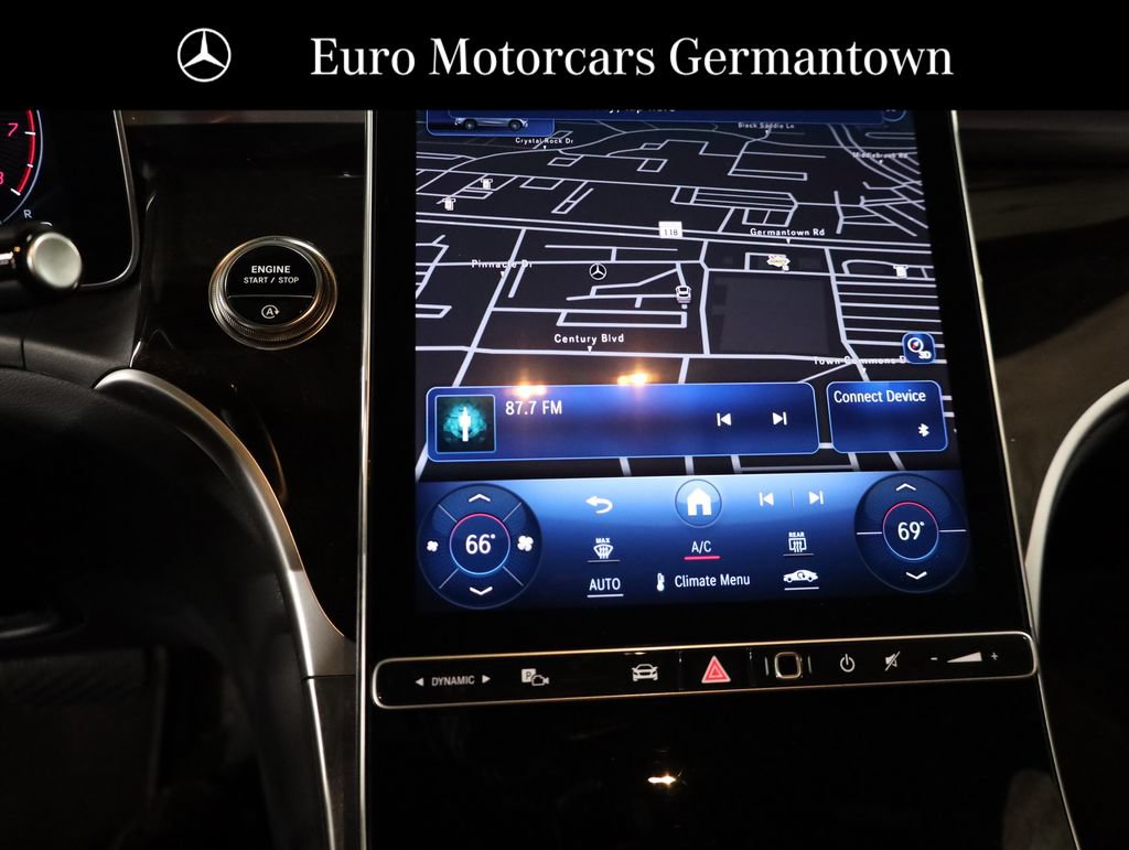 Used 2024 Mercedes-Benz GLC 300 4MATIC image 34
