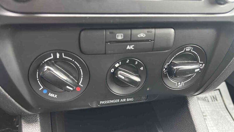 Used 2014 Volkswagen Jetta S image 12