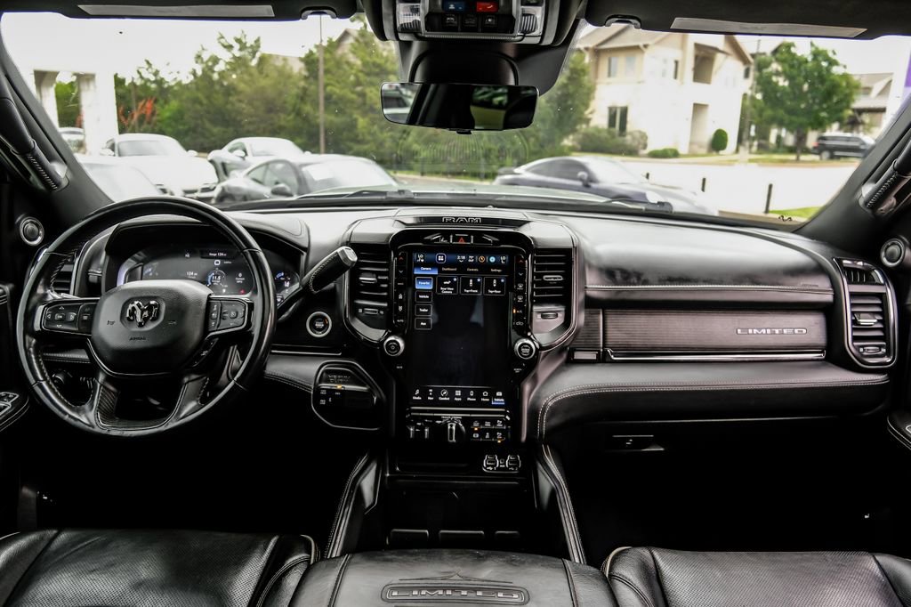 Used 2023 RAM 3500 Limited AWD/4WD image 11