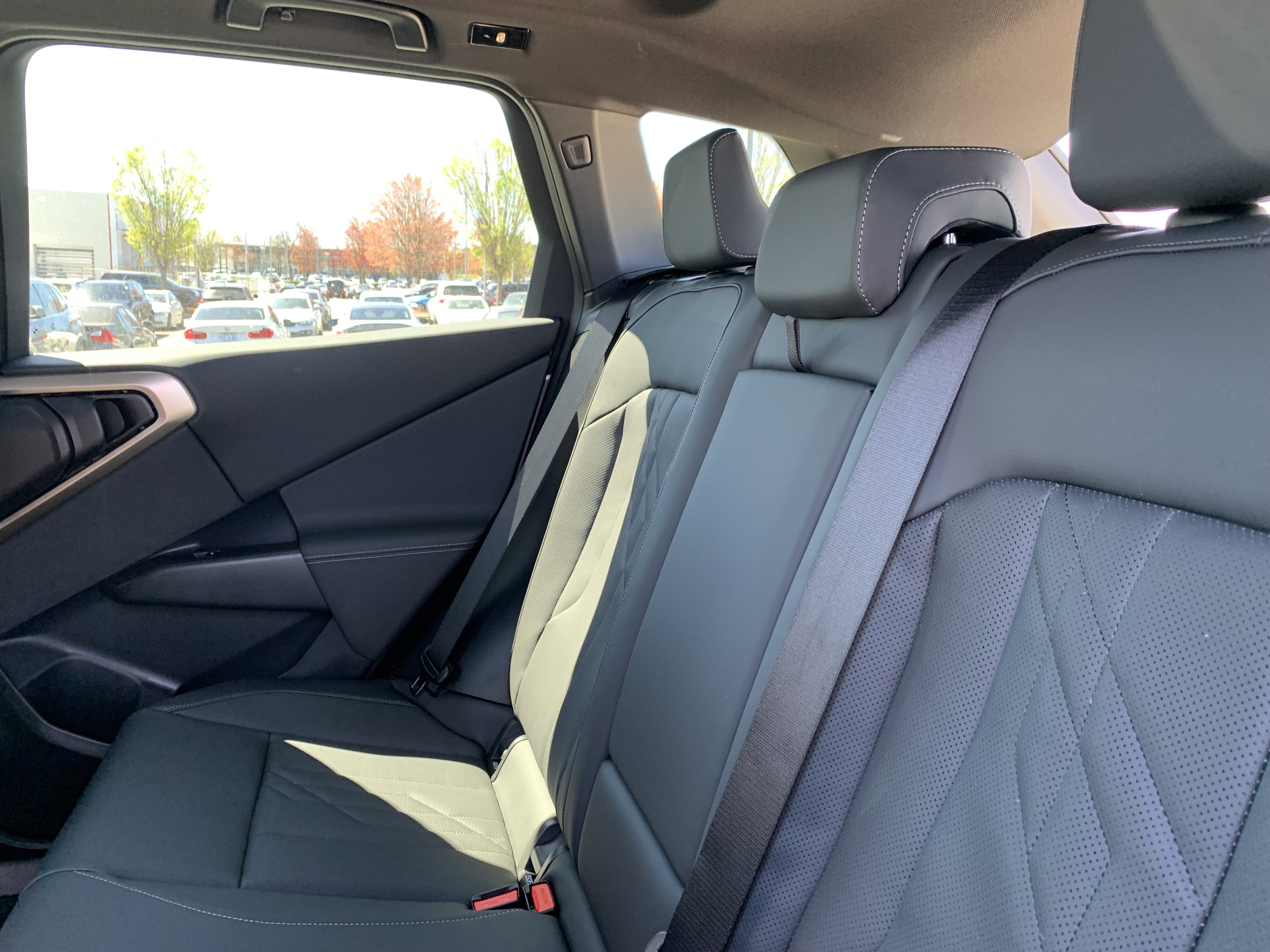 New 2025 BMW X3 xDrive30i w/ Premium Package image 33