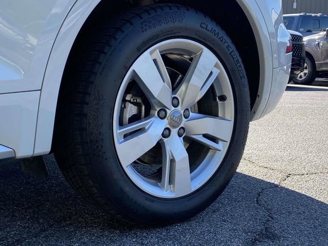 Used 2019 Audi Q5 2.0T Premium Plus w/ Premium Plus Package image 11