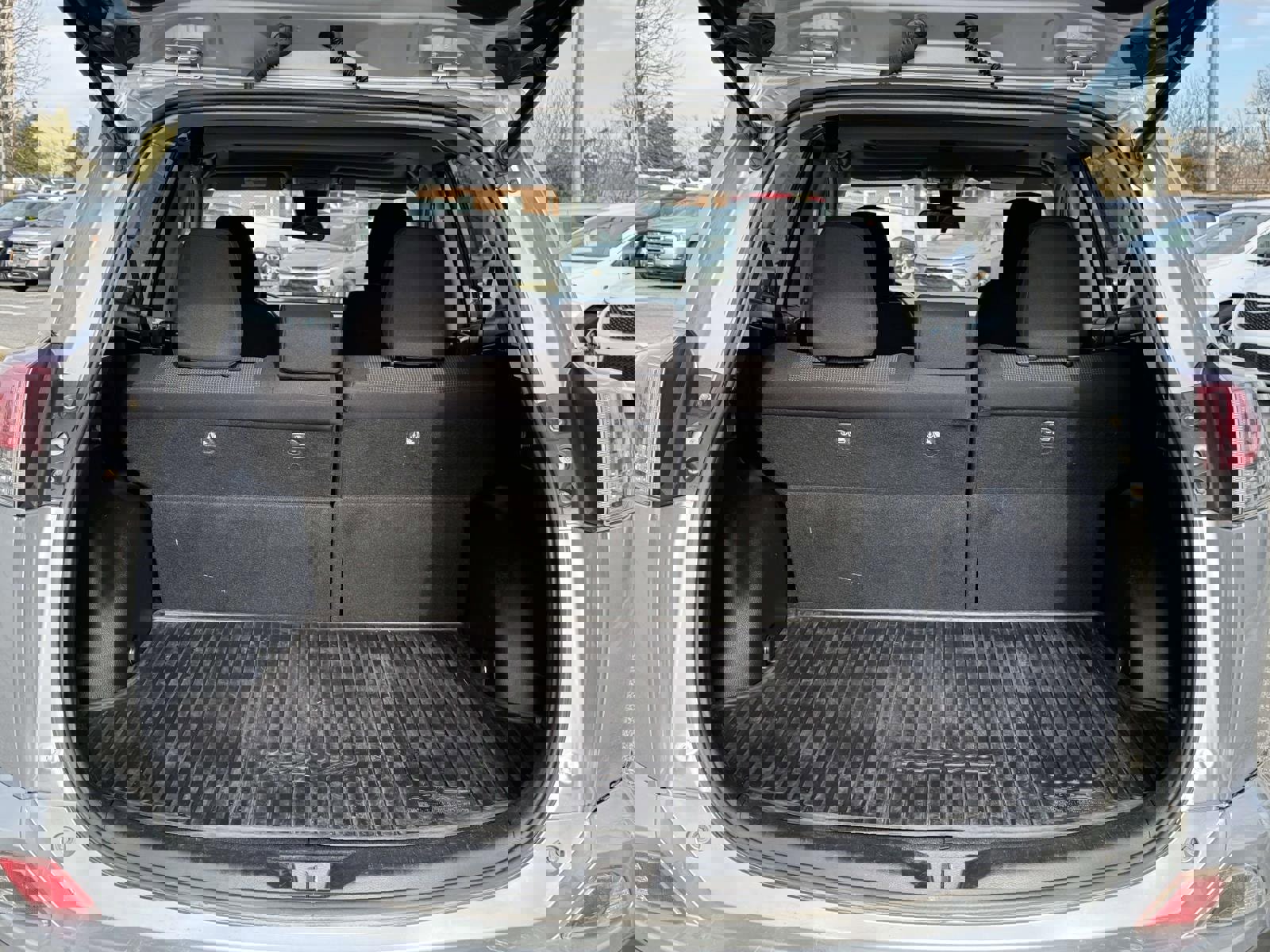 Used 2018 Toyota RAV4 Adventure image 12