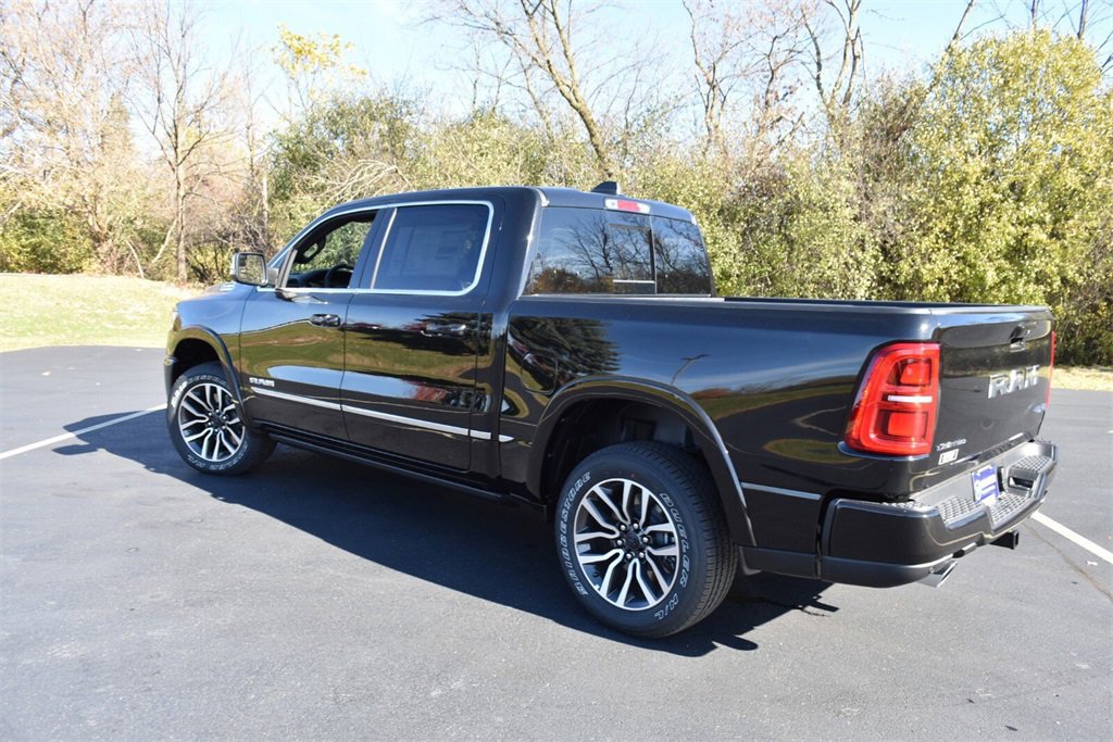 New 2026 RAM 1500 Limited w/ Trailer Tow Group image 7