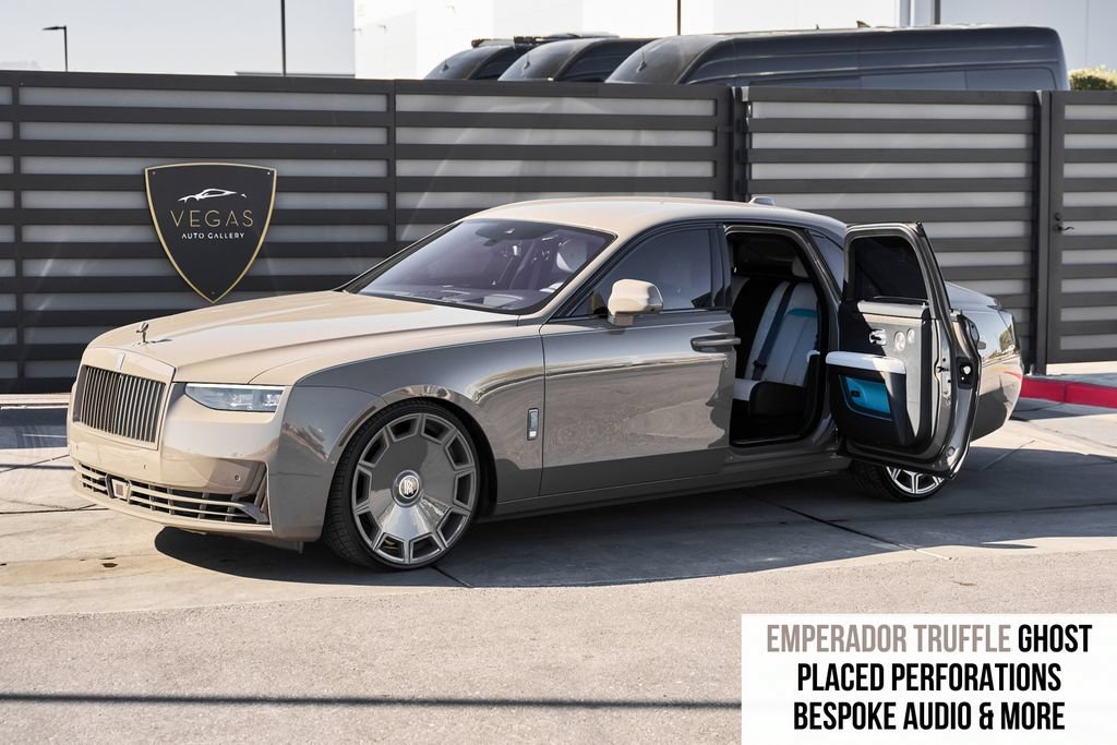 Used 2025 Rolls-Royce Ghost AWD/4WD image 1