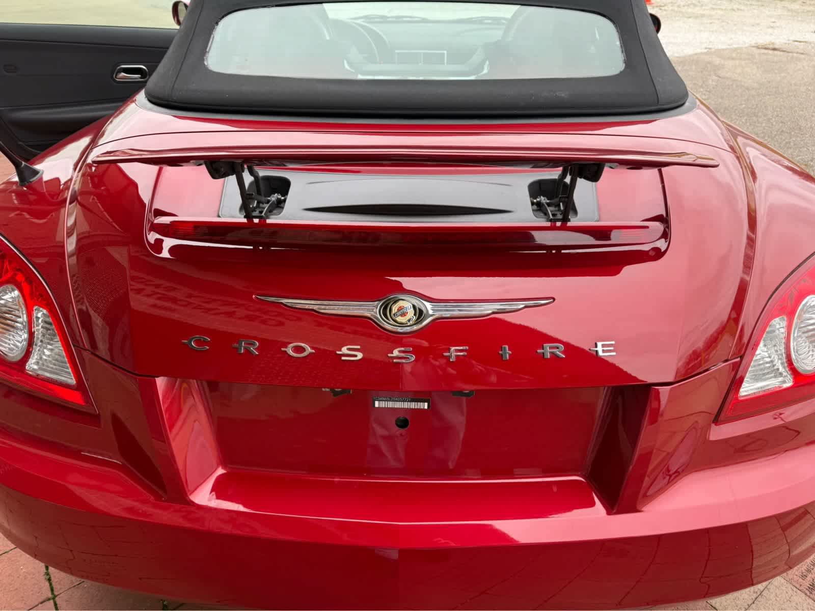 Used 2005 Chrysler Crossfire Limited RWD image 9