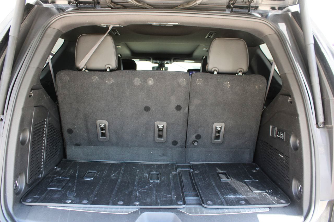 Used 2021 GMC Yukon AT4 w/ AT4 Premium Plus Package AWD/4WD image 4
