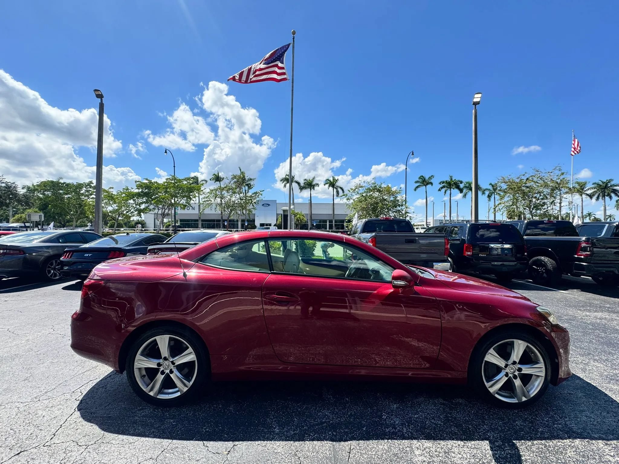 Used 2012 Lexus IS 350C RWD image 9