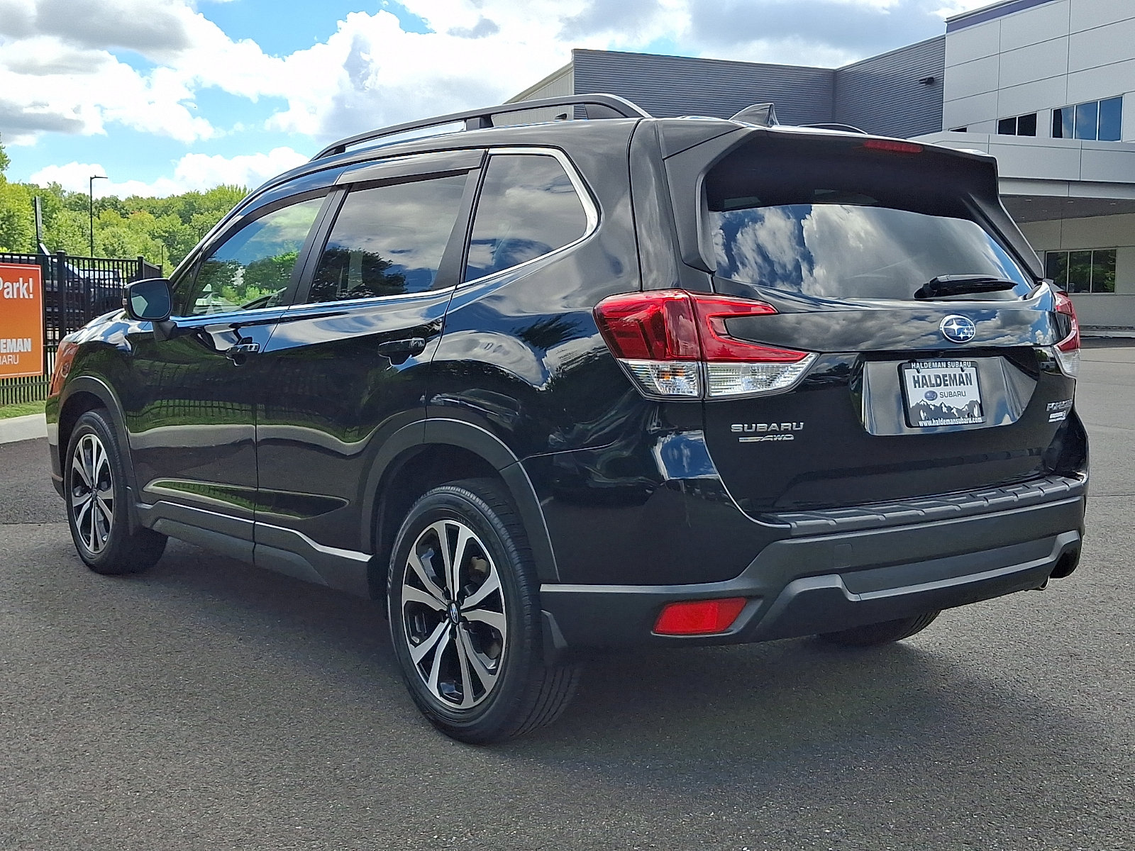 Certified 2021 Subaru Forester Limited AWD/4WD image 5