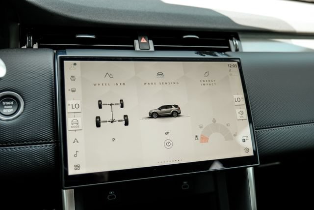 New 2026 Land Rover Discovery Sport Landmark AWD/4WD image 41