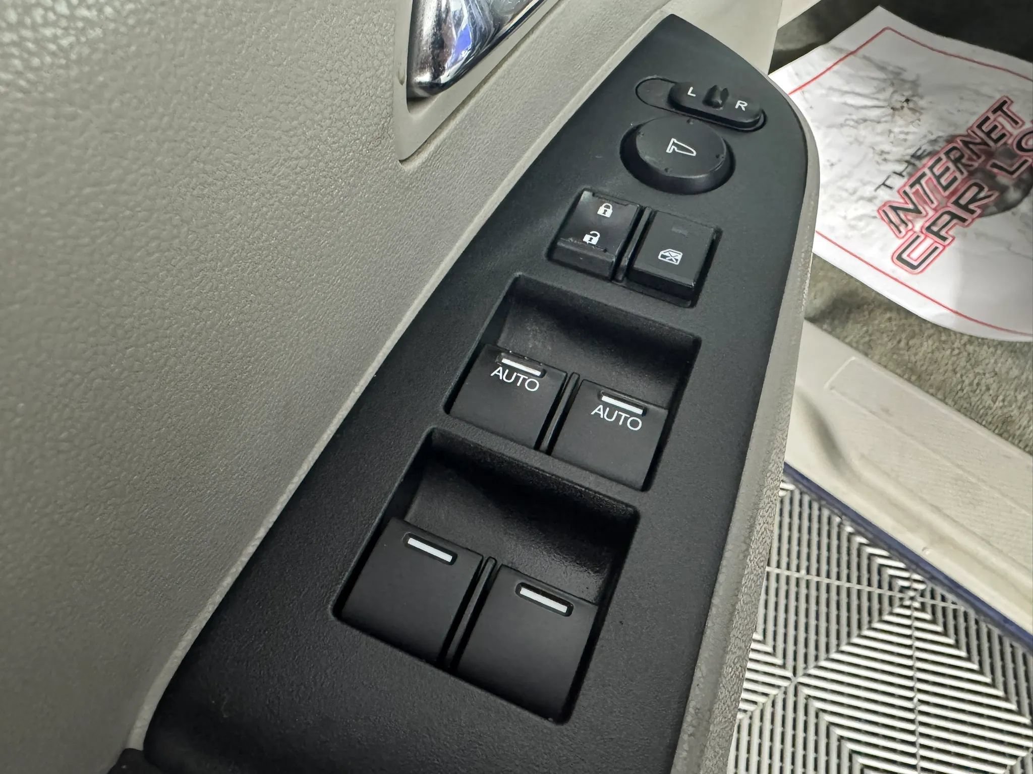 Used 2015 Honda Odyssey EX-L image 42