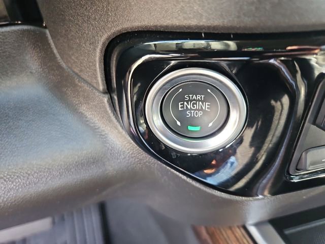 Used 2025 GMC Sierra 1500 Elevation w/ Preferred Package image 16