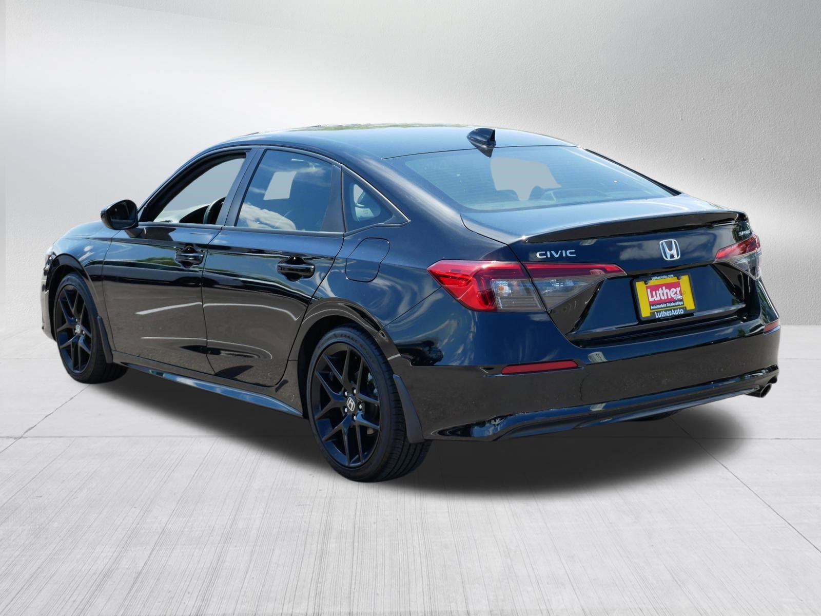 Used 2024 Honda Civic Sport image 5