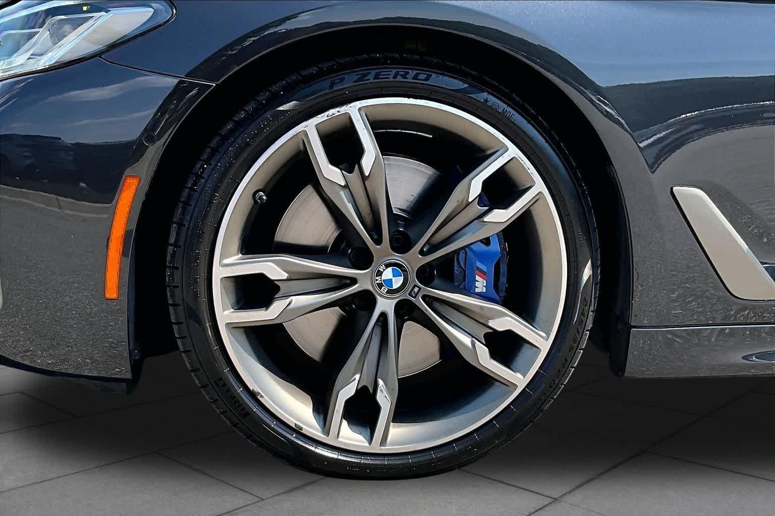 Used 2023 BMW M550i xDrive w/ Executive Package AWD/4WD image 10