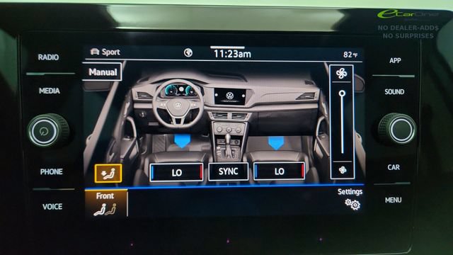 Used 2025 Volkswagen Taos SE AWD/4WD image 48