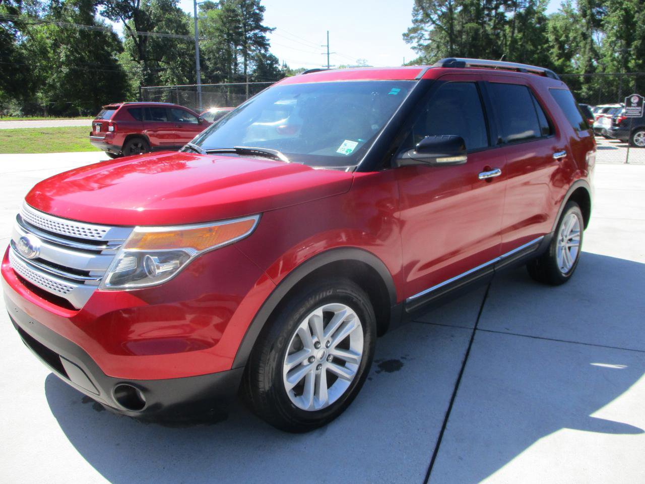 Used 2012 Ford Explorer XLT FWD image 6