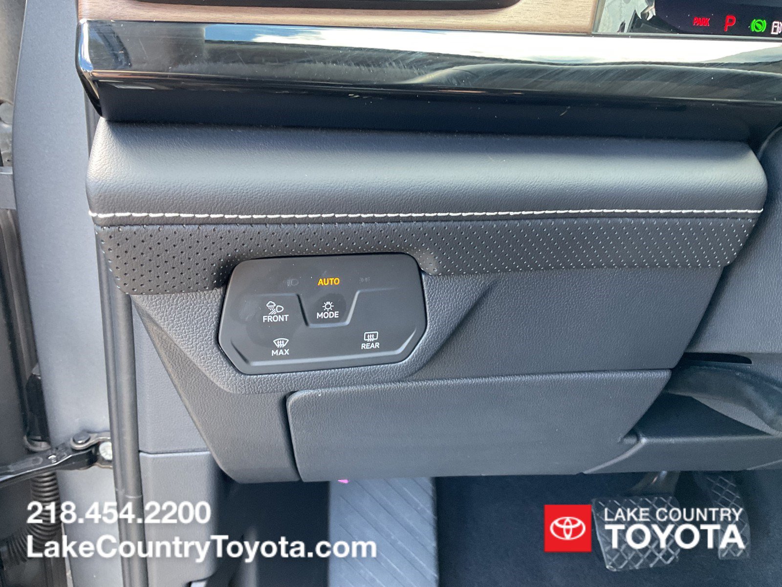 Used 2026 Volkswagen Atlas SE AWD/4WD image 31