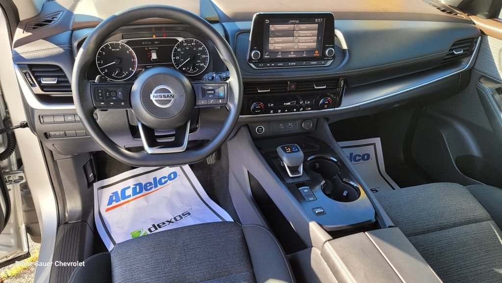 Used 2021 Nissan Rogue SV FWD image 24