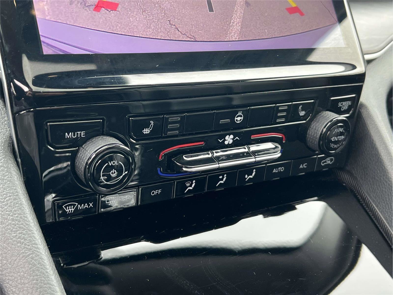 Used 2024 Jeep Grand Cherokee Limited 4xe image 31