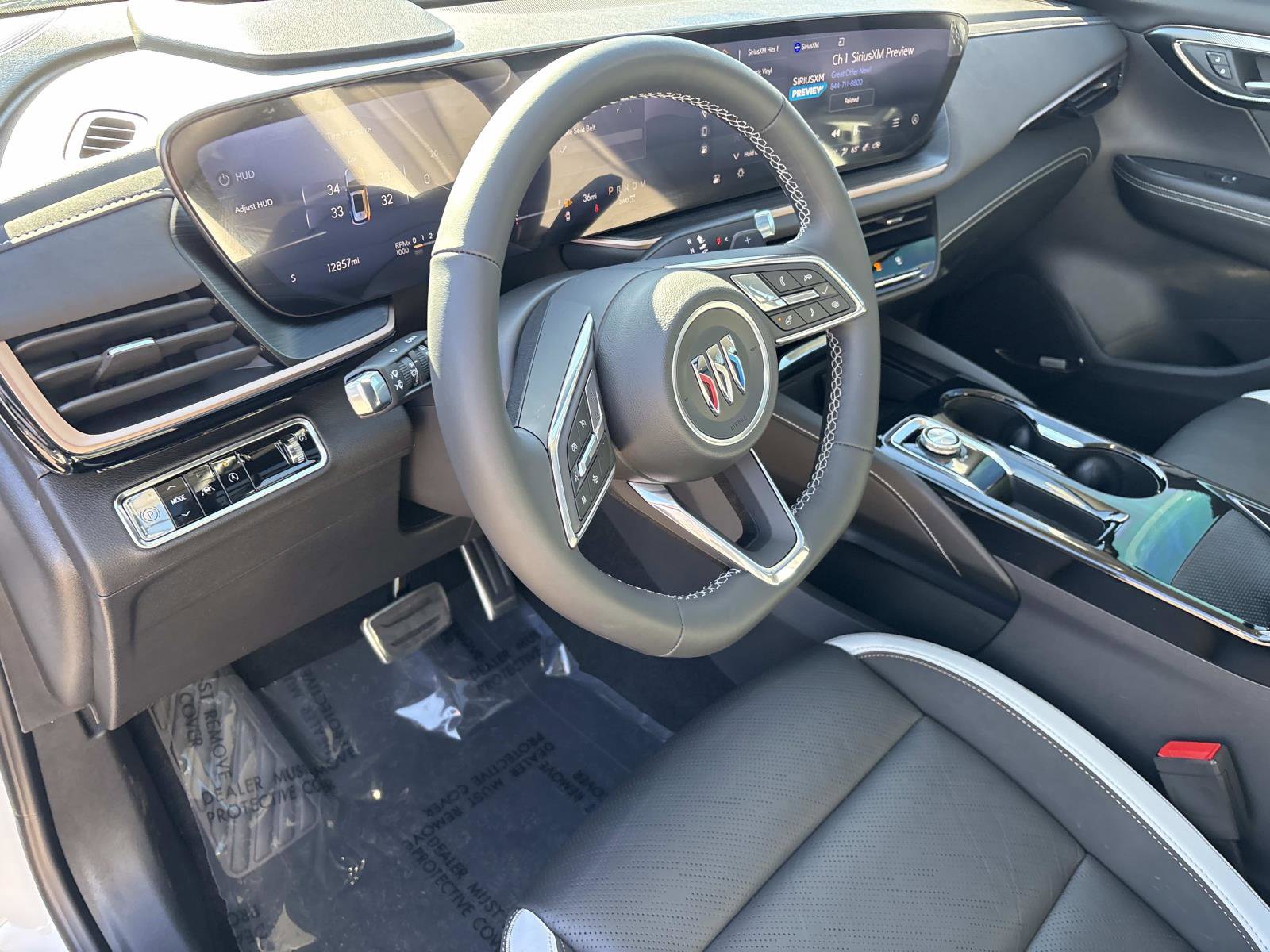 Used 2024 Buick Envision Sport Touring image 18