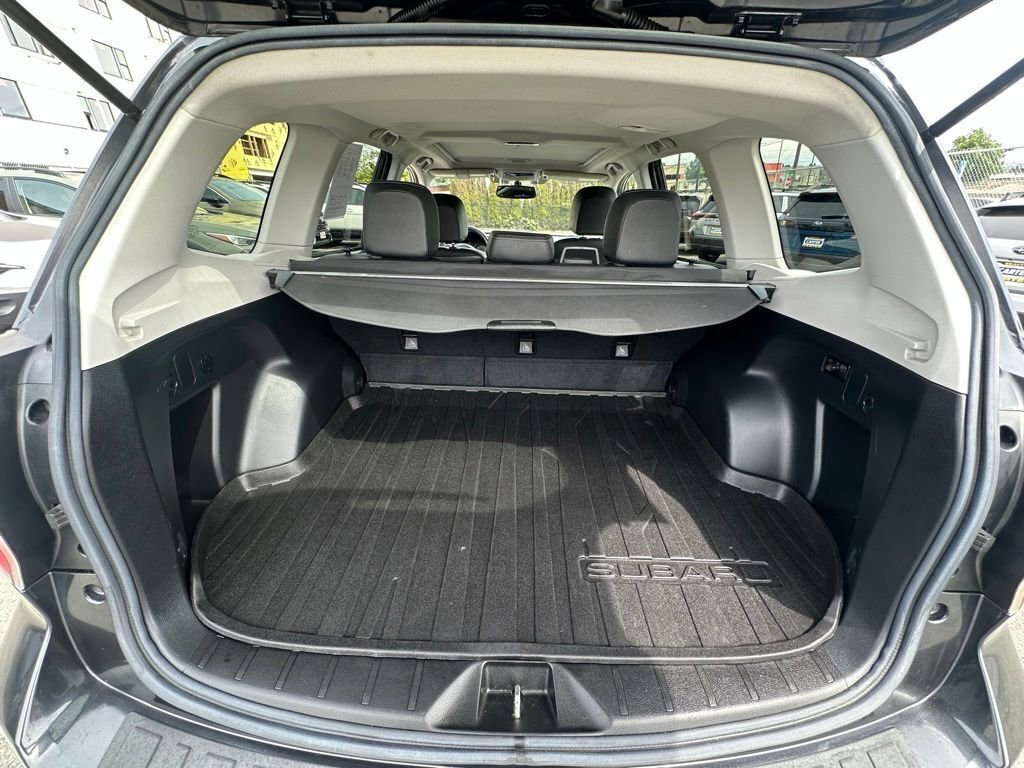 Used 2016 Subaru Forester 2.0XT Premium AWD/4WD image 9