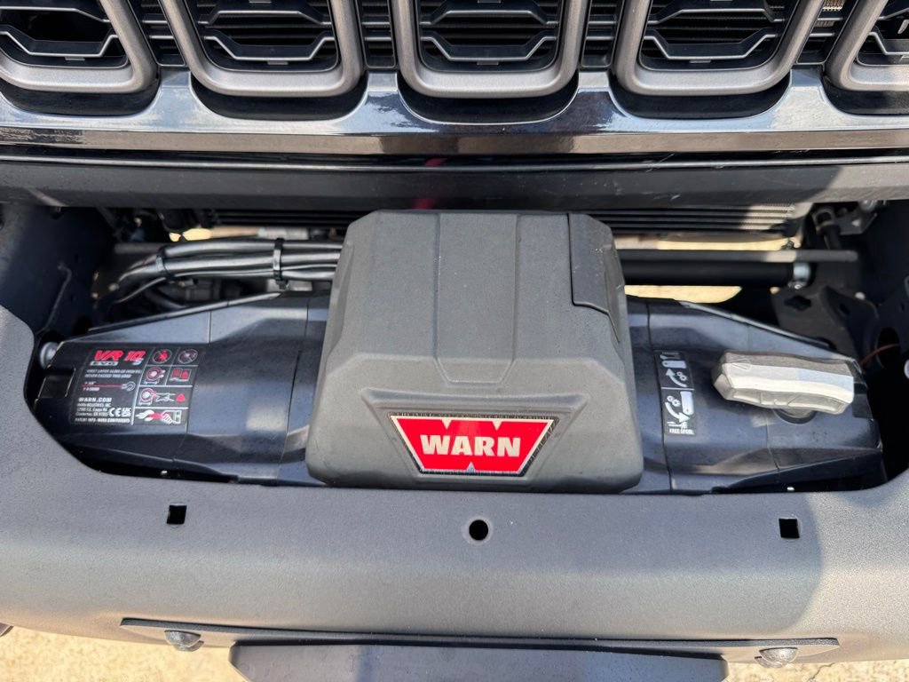 Used 2024 Jeep Wrangler Unlimited Rubicon AWD/4WD image 23