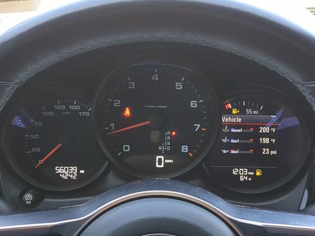 Used 2018 Porsche Macan image 34