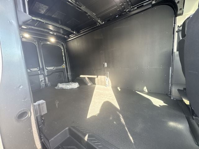 New 2026 Ford Transit 250 148 Medium Roof w/ Load Area Protection Package RWD image 20