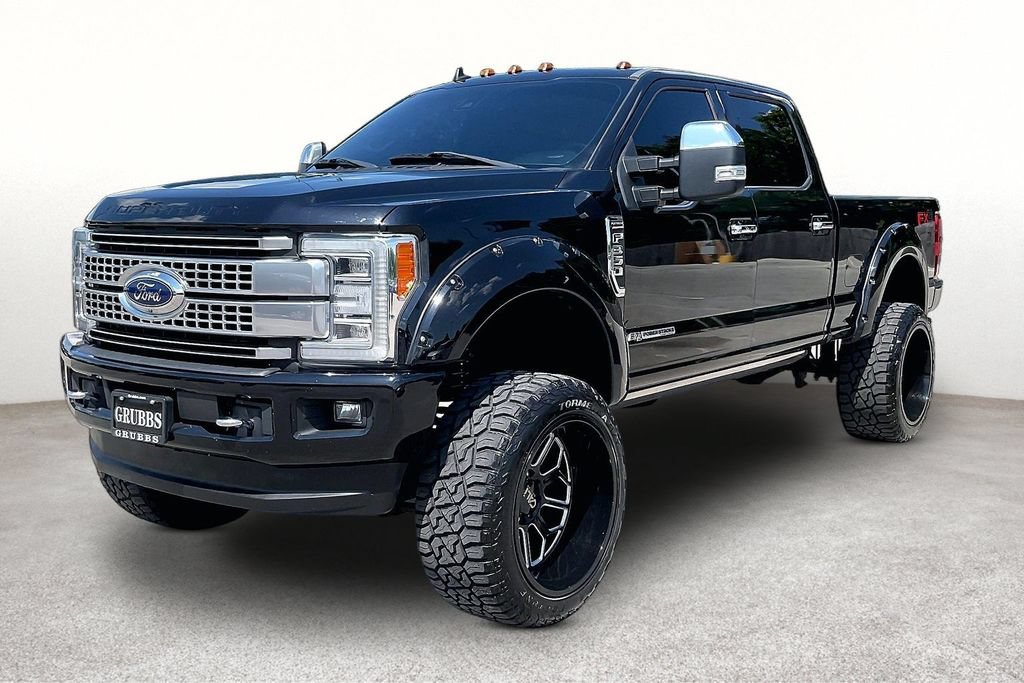 Used 2019 Ford F350 Platinum w/ Platinum Ultimate Package AWD/4WD image 13