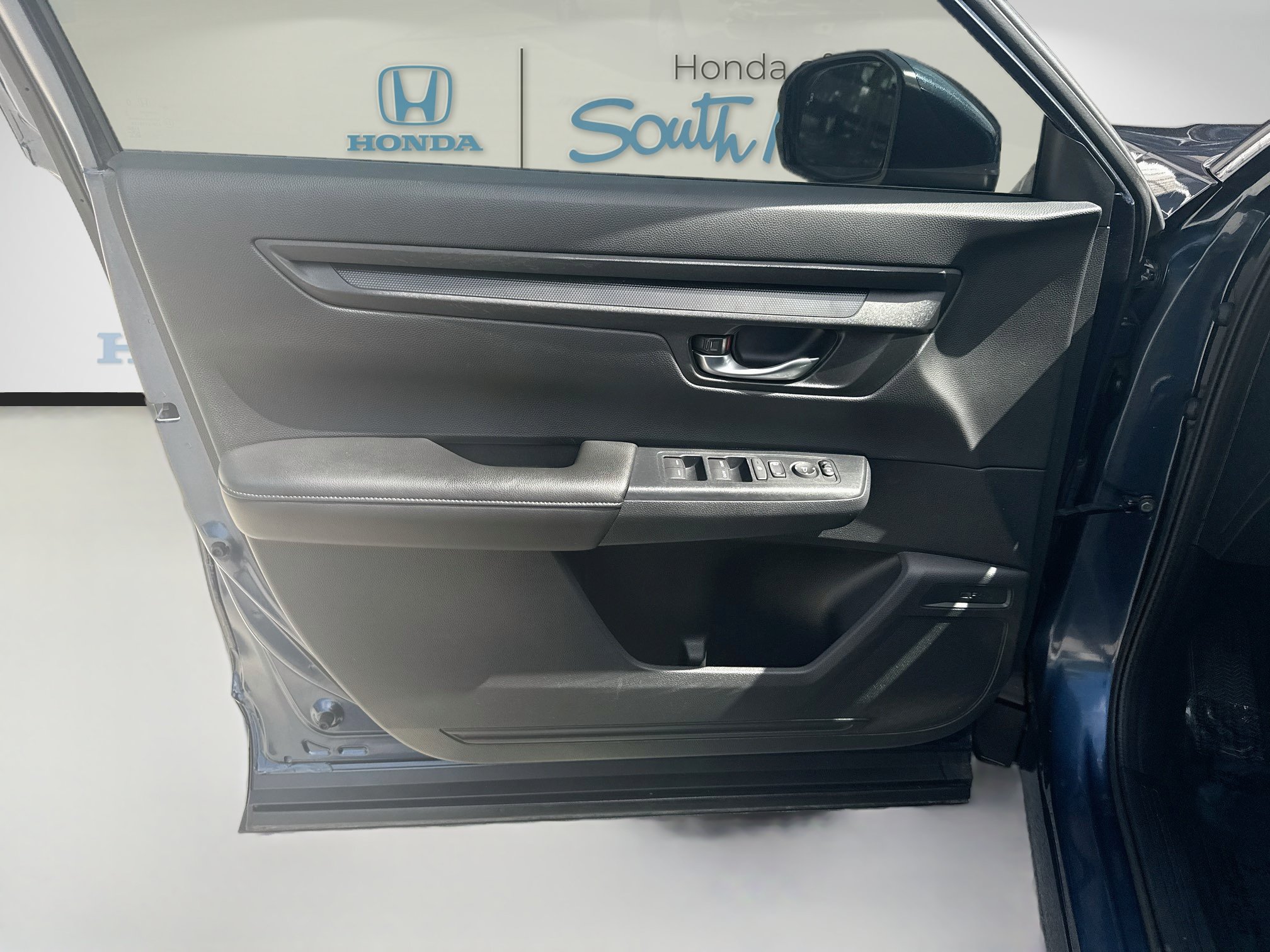Certified 2025 Honda CR-V EX image 19