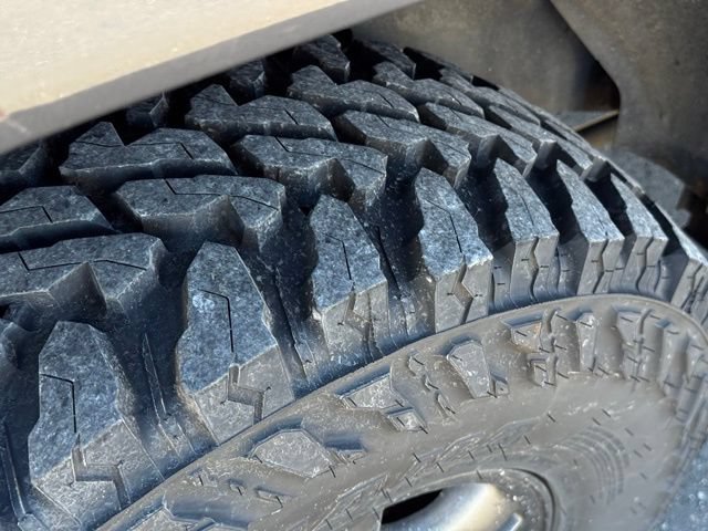 Used 2005 Lexus LX 470 4WD image 42