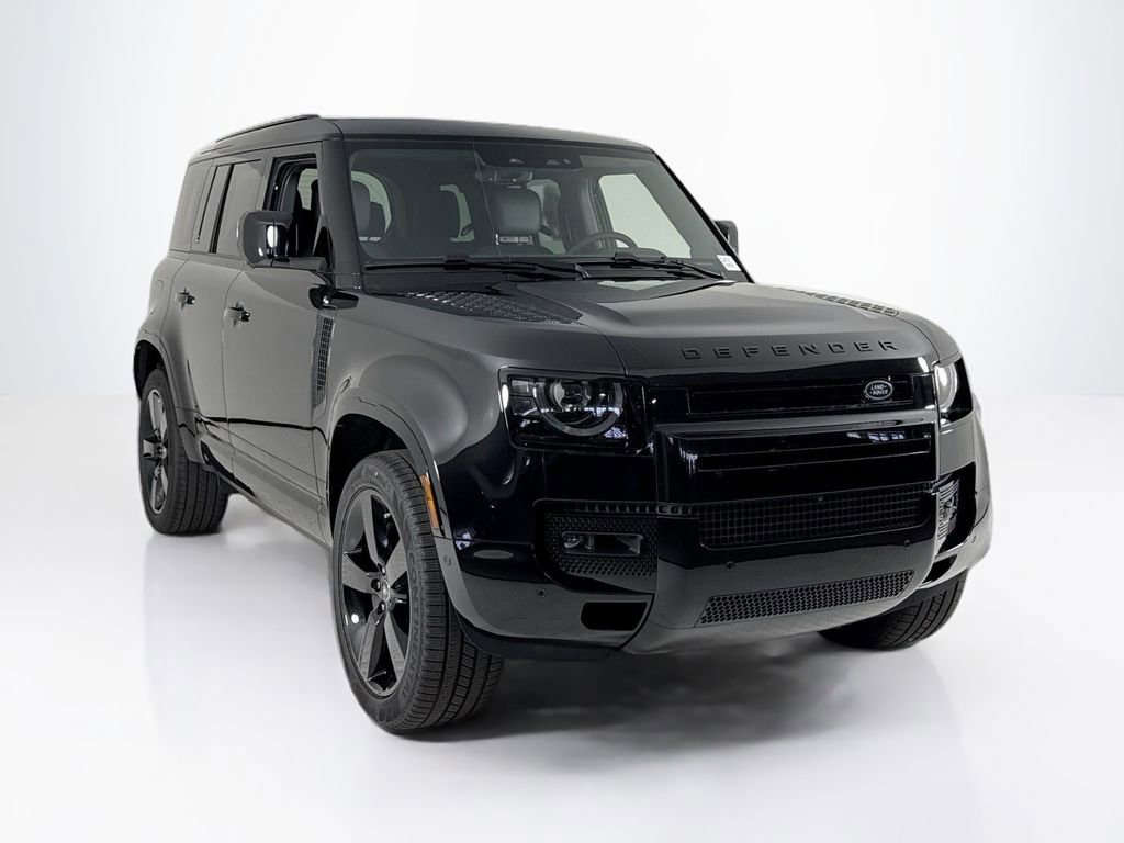 Used 2025 Land Rover Defender 110 X-Dynamic SE image 7