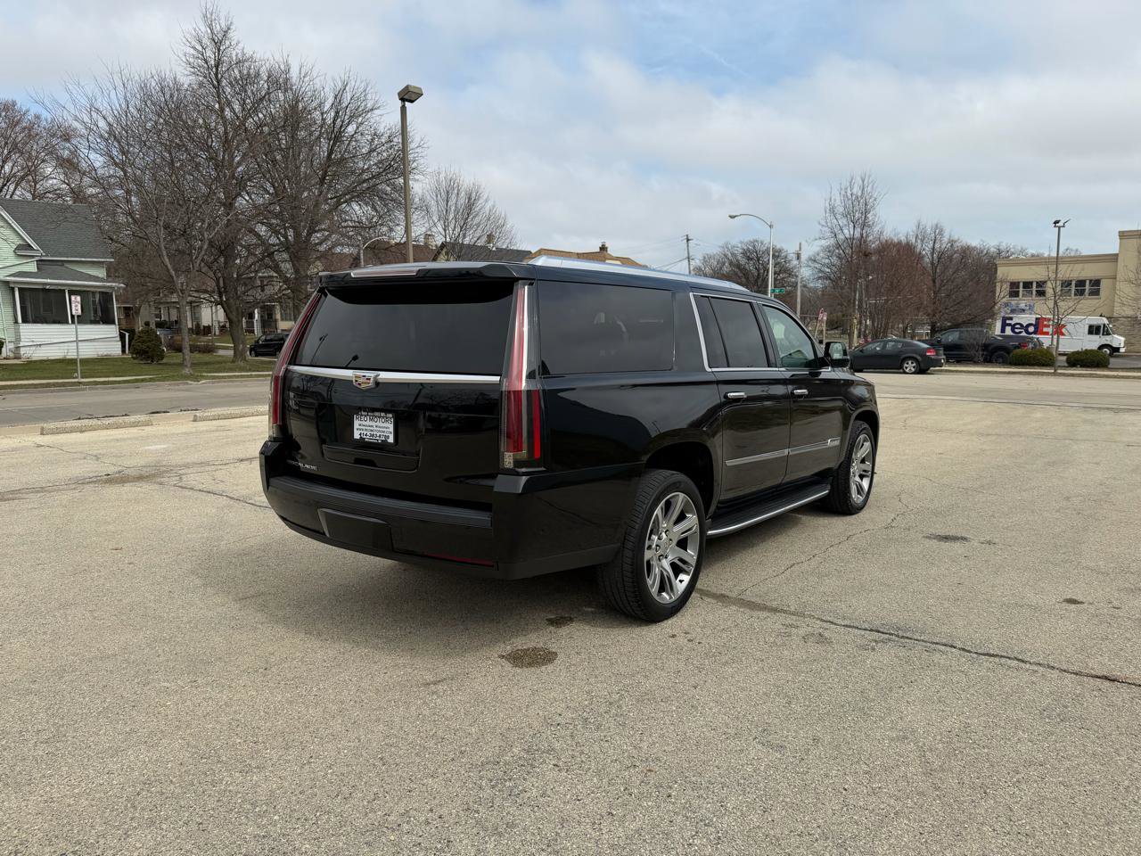 Used 2018 Cadillac Escalade ESV Luxury AWD/4WD image 7