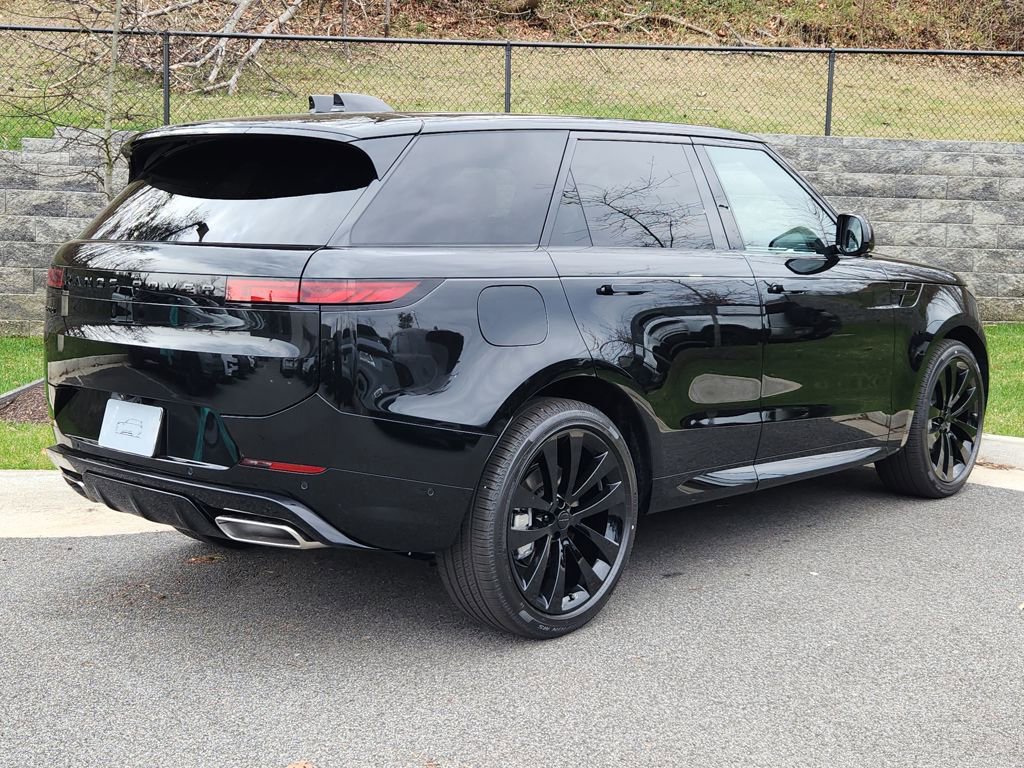 New 2026 Land Rover Range Rover Sport Dynamic SE AWD/4WD image 2