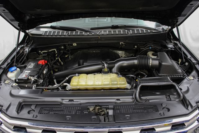 Used 2019 Ford Expedition Limited w/ Equipment Group 302A AWD/4WD image 12