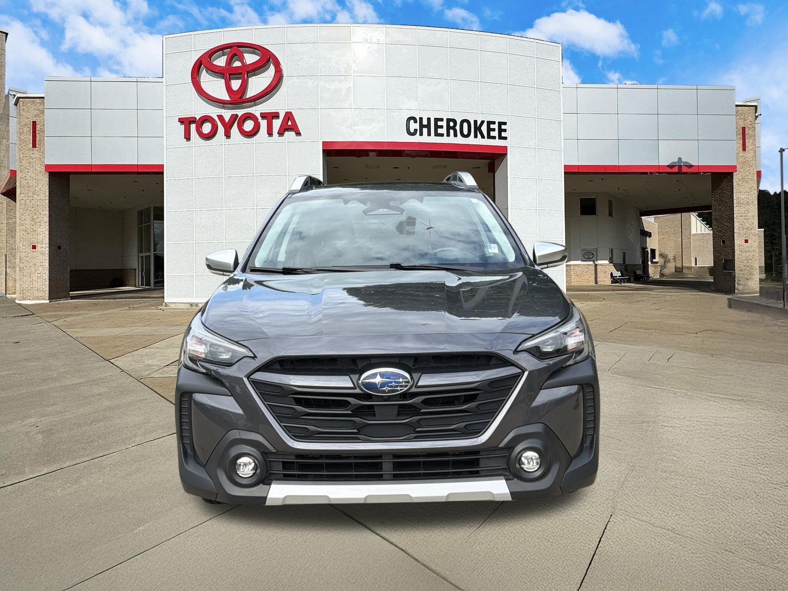 Used 2024 Subaru Outback Touring XT AWD/4WD image 2