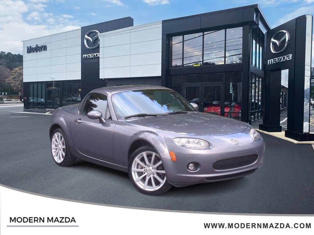 Used 2007 MAZDA MX-5 Miata Grand Touring w/ Premium Pkg RWD image 1