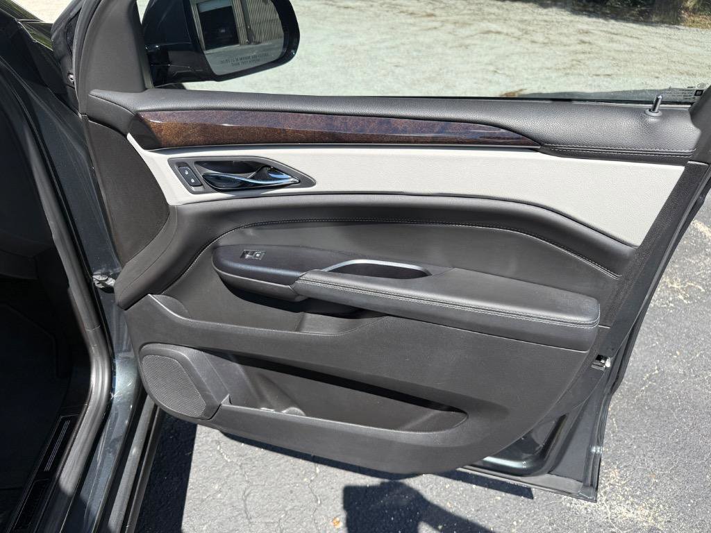 Used 2014 Cadillac SRX Performance w/ Driver Awareness Package FWD image 20