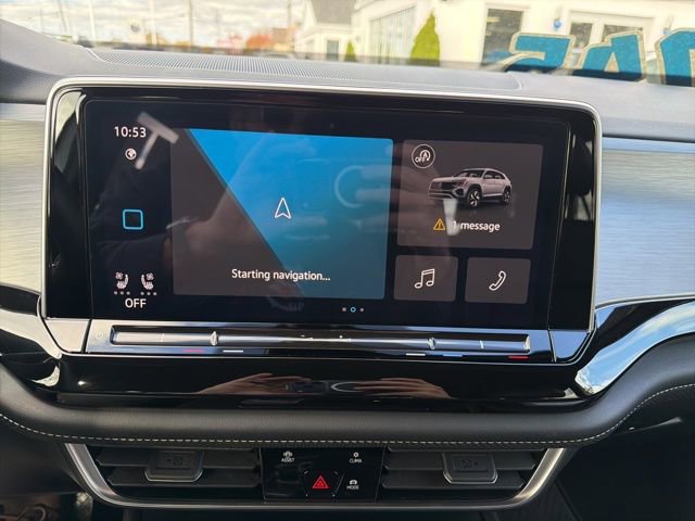 Certified 2024 Volkswagen Atlas Cross Sport SE image 11
