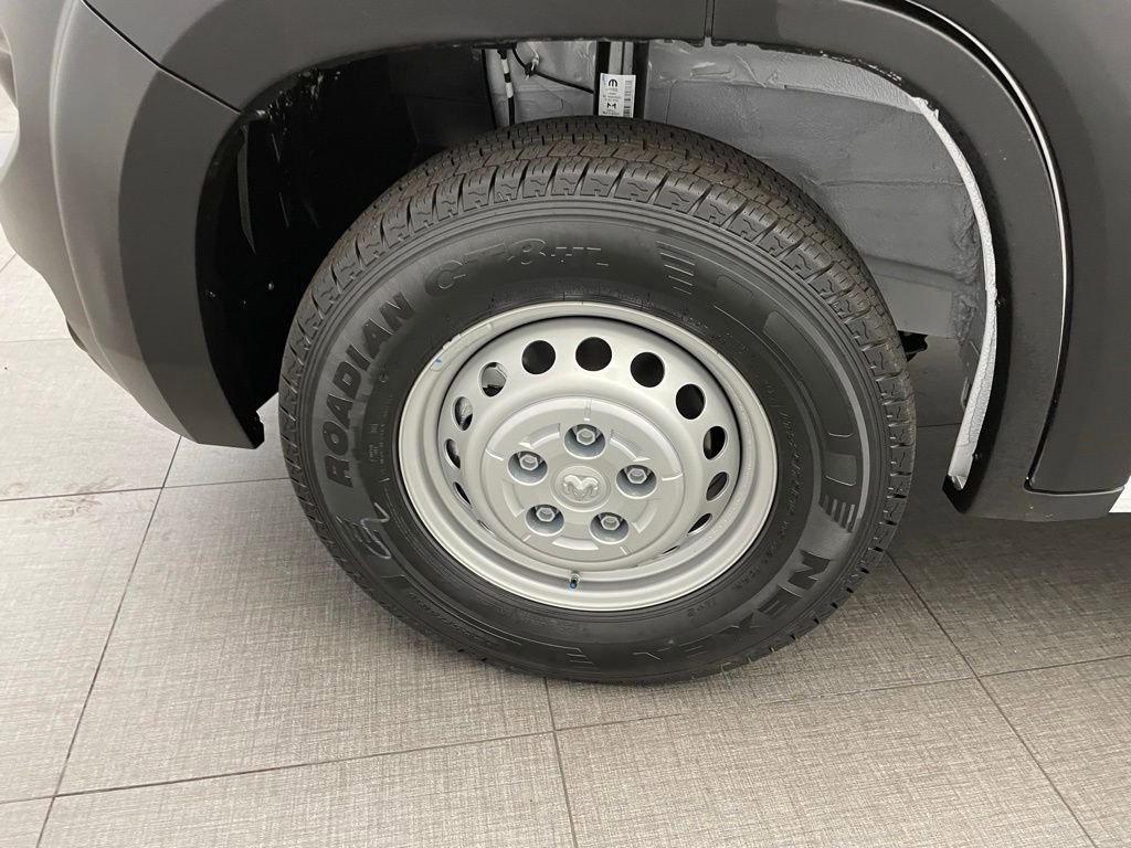 New 2026 RAM ProMaster 1500 w/ Crew Van Package FWD image 10