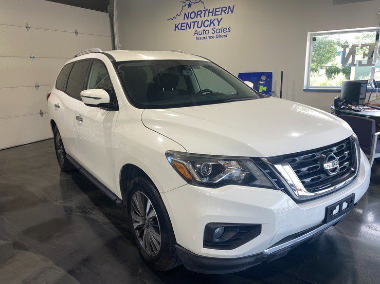 Used 2017 Nissan Pathfinder SV