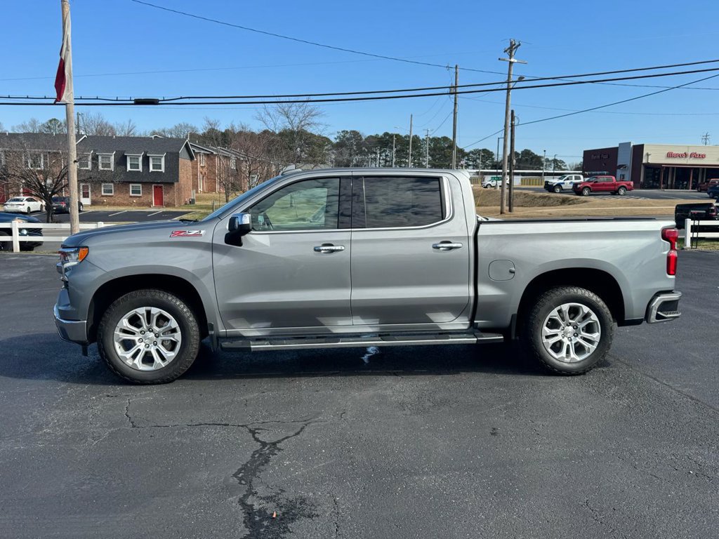 Used 2024 Chevrolet Silverado 1500 LTZ w/ LTZ Premium Package AWD/4WD image 2