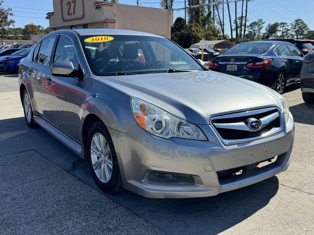 Used 2010 Subaru Legacy 2.5i Premium image 3