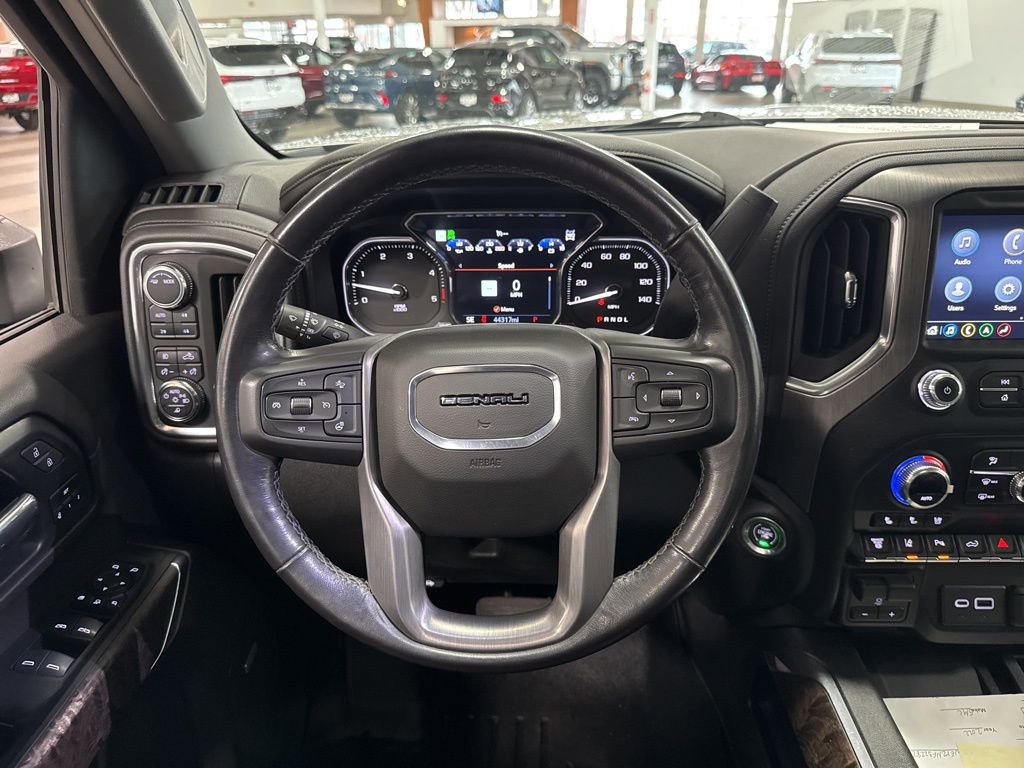 Used 2022 GMC Sierra 3500 Denali AWD/4WD image 15