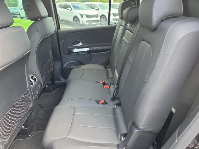 Used 2024 Mercedes-Benz GLB 250 image 12