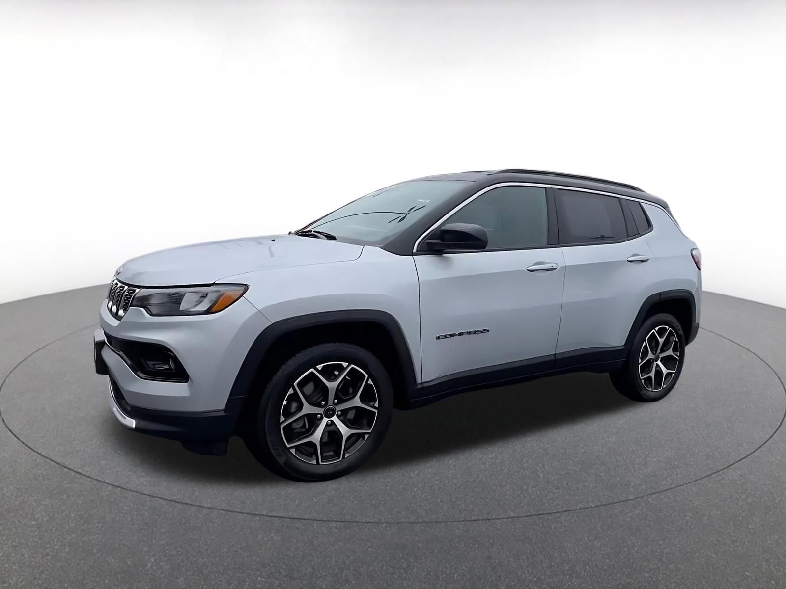 Used 2025 Jeep Compass Limited image 8