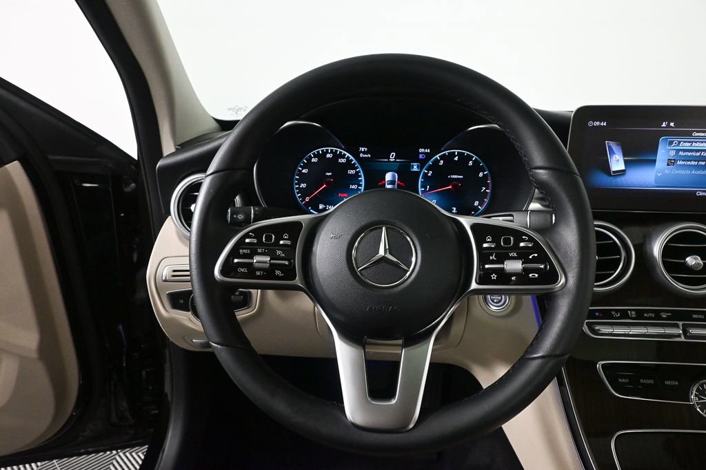 Used 2021 Mercedes-Benz C 300 Sedan image 2