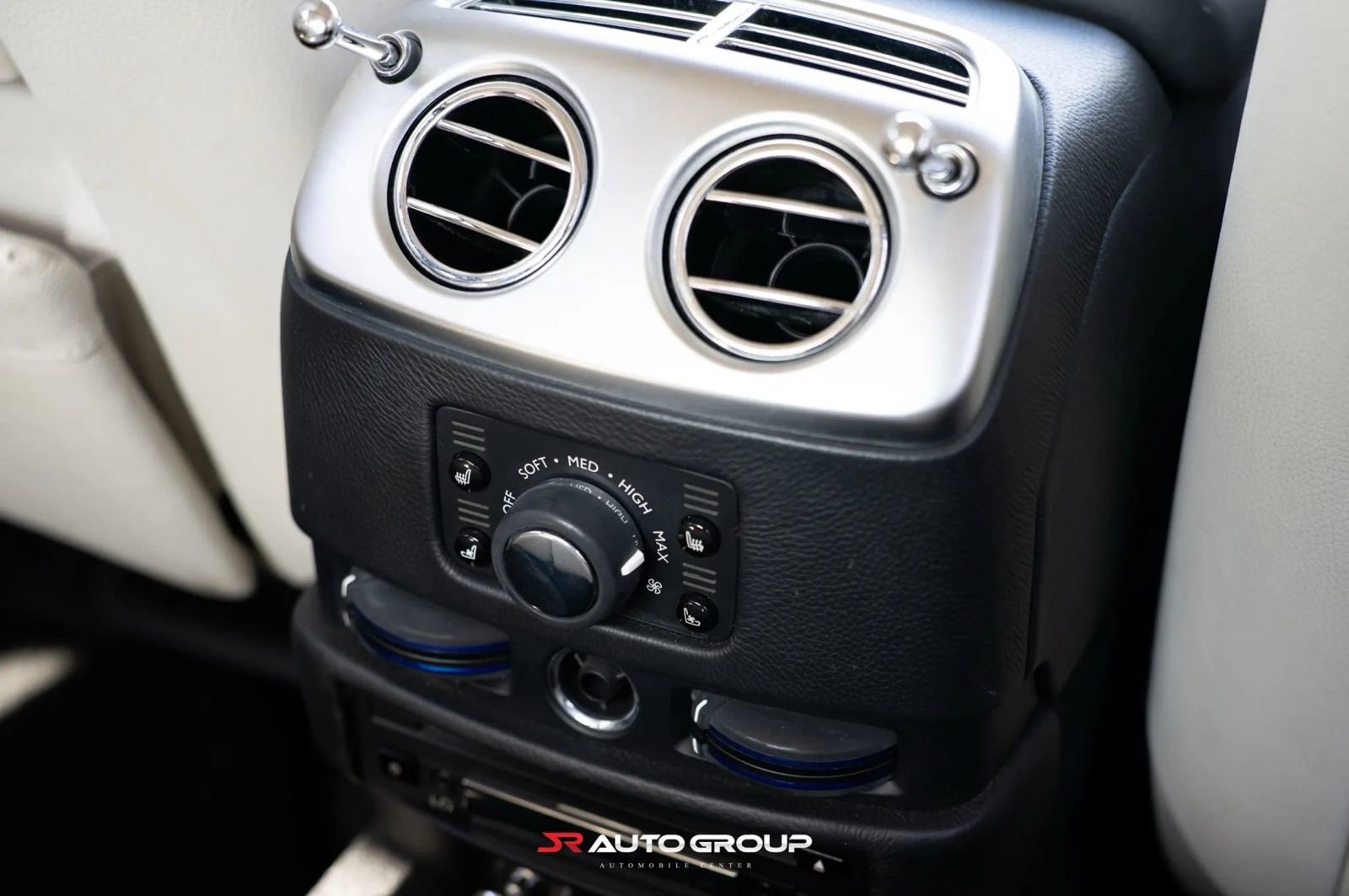 Used 2012 Rolls-Royce Ghost image 21