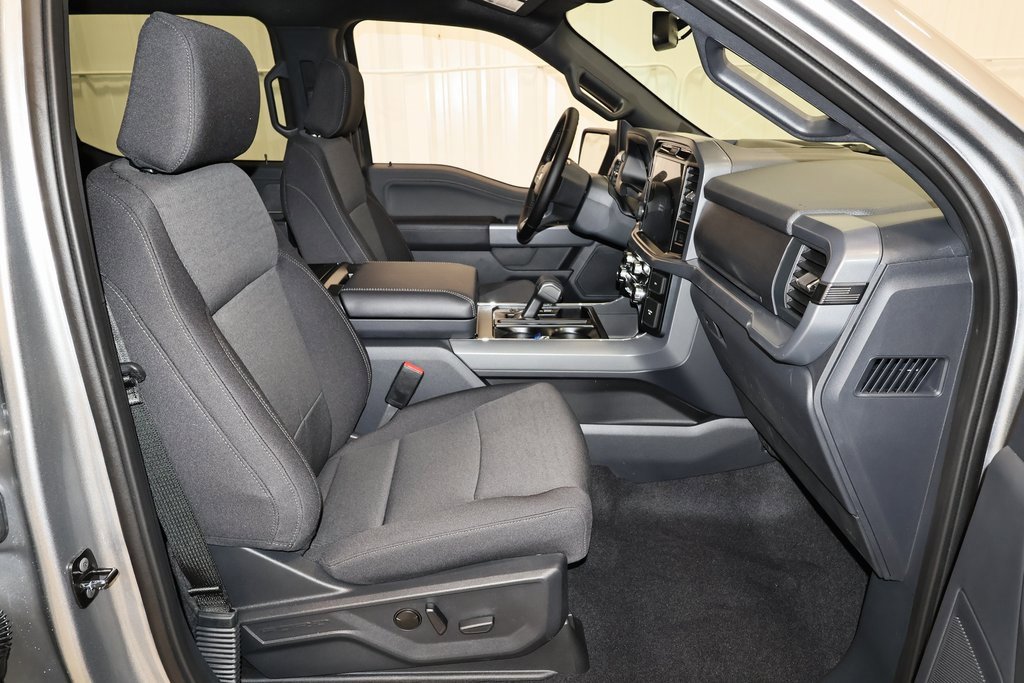 New 2025 Ford F150 XLT w/ Equipment Group 302A MID image 14