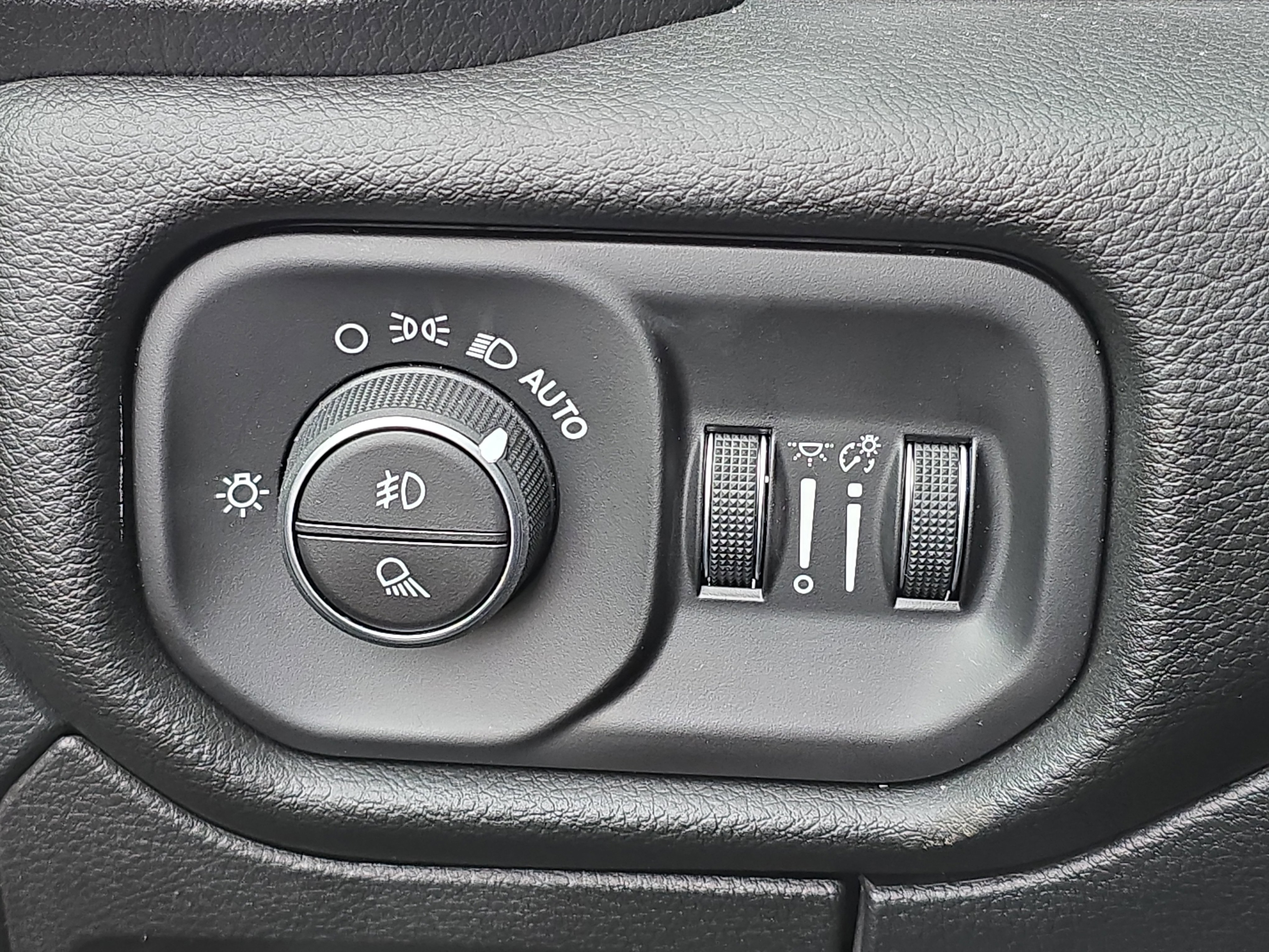Used 2026 RAM 1500 Rebel w/ Advanced Safety Group II image 25