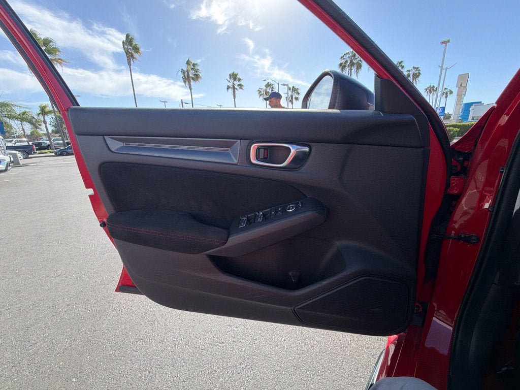 Used 2024 Honda Civic Type R image 16